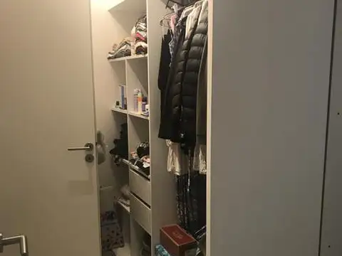 Departamento en Venta en San Isidro Vias / Rolon, USD 210.000