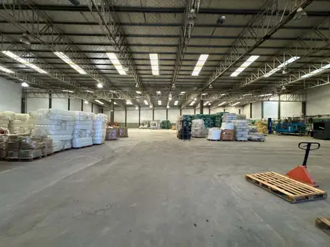 VENTA CENTRO LOGISTICO VALENTIN ALSINA - 6200 M2