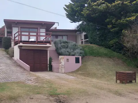 Casa en Venta a mts del mar, Villa Gesell, Zona Norte