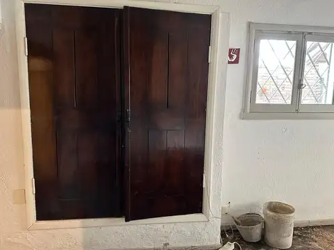 Casa en Alquiler con 1 cochera