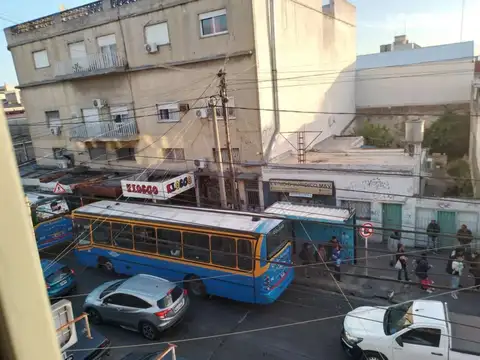 OPORTUNIDAD OFICINA 2 AMBIENTES C EXPENSAS BAJAS