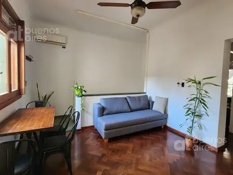 Depto Tipo Casa 2 ambientes con 1 baño