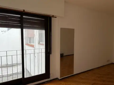 Departamento en Alquiler en Lomas De Zamora, $ 300.000