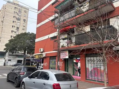 Local en Alquiler en Olivos, $ 650.000