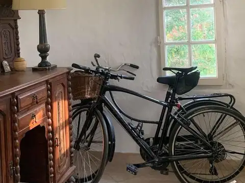 Casa 5 ambientes con 1 baño