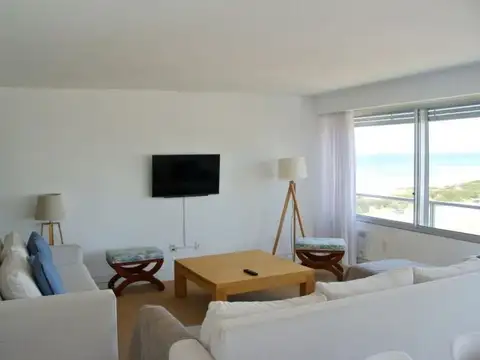 Departamento en Alquiler Temporal en Punta del Este, USD 11.000