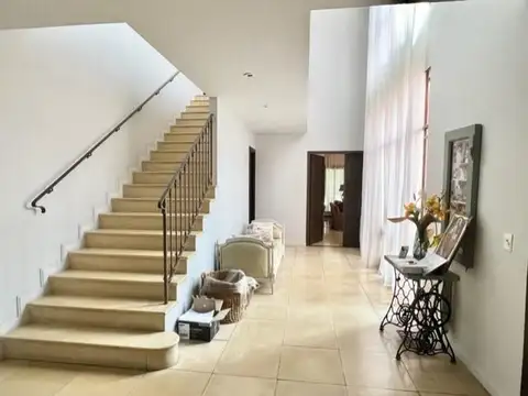 Casa en Venta de 5 dormitorios