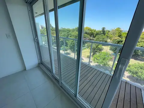 Departamento en Venta en Parque Centenario, USD 159.000