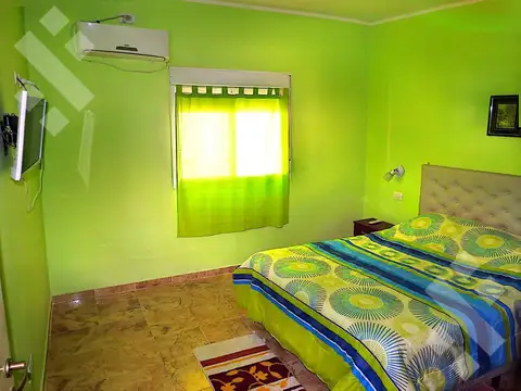 Depto Tipo Casa Monoambiente con 7 baños