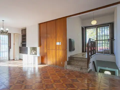 CASA EN VENTA P.A 2 DORMIS BALCON, PATIO Y TERRAZA