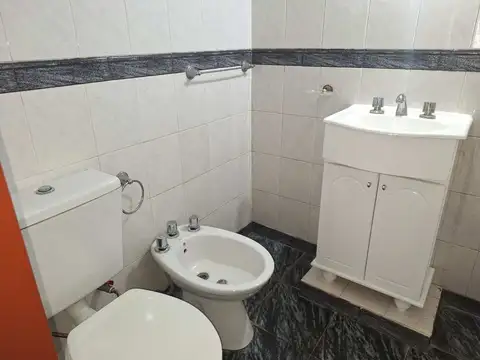 Depto Tipo Casa en Venta en San Antonio de Padua, USD 62.000