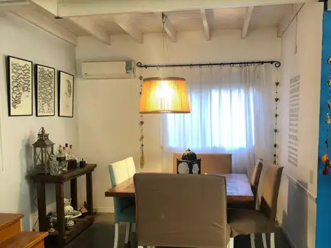 Casa de 5 ambientes en alquiler en Barrancas de Santa Maria