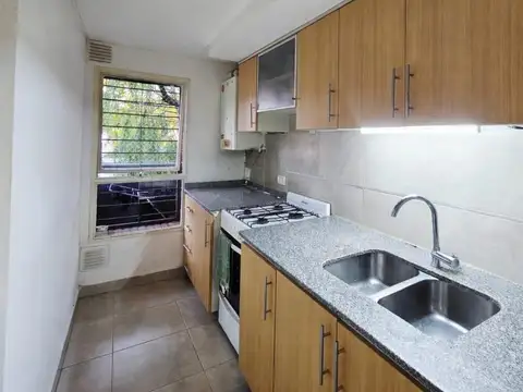 Departamento en Alquiler con 1 cocheras