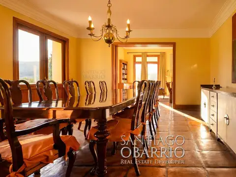 Excelente casa de 580m² en el Haras Argentino Farm Club de Luján