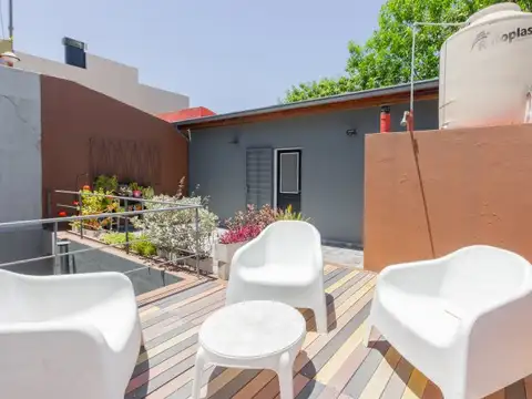 Depto Tipo Casa en Venta con 1 cocheras