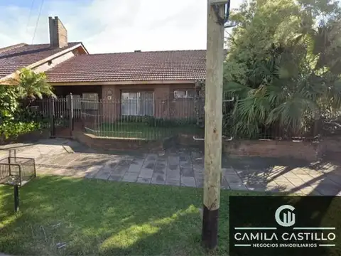 Casa en venta de 5 dormitorios c/ cochera en El Palomar