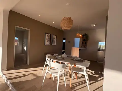 Casa 2 dormitorios -  Sebastían 1409 Funes Town