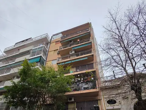 MUY LINDO 2 AMB. RECIEN RECICLADO - COCINA INDEPENDIENTE - MYU LUMINOSO  - EXCELENTE UBICACIÓN