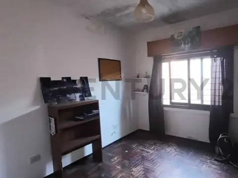 Venta PH 4 ambientes Ituzaingó, APTO CREDITO  con local incluido.