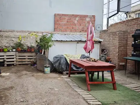 Depto Tipo Casa en Venta con 1 cocheras