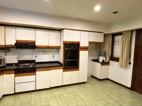 Casa en Venta en Monte Grande, USD 190.000
