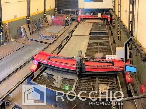 Galpon en Venta 28  mts Fondo