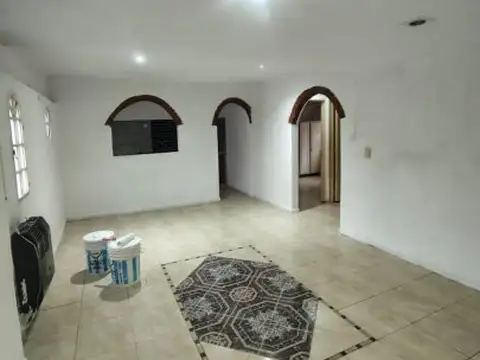 Departamento en Alquiler en Castelar, $ 600.000