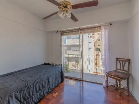 Venta departamento dos ambientes balcón apto crédito Monserrat