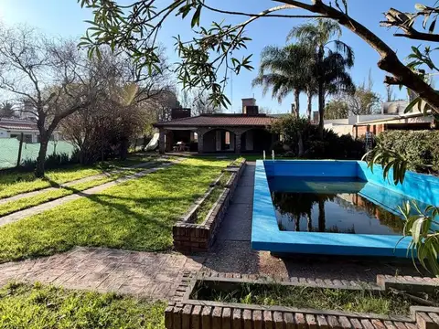 Casa en Venta en Brigadier López, USD 150.000