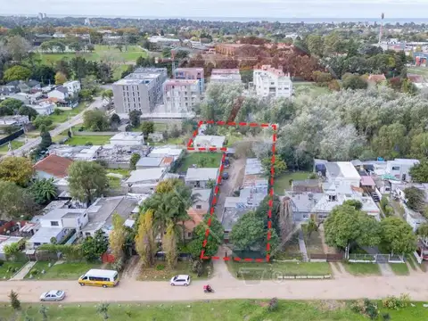 VENTA Terreno 2.591 m2 en Carrasco Norte y 5 Casas