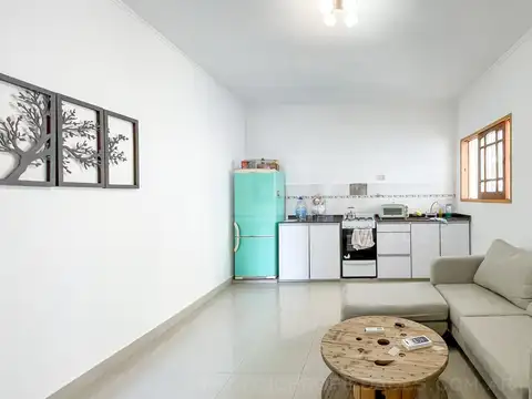 Jose Marmol al 3200 entre  Esteban Echeverría y Estanislao Del Campo