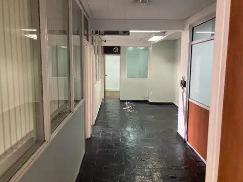 Oficina en Alquiler 60 años