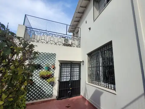 VENTA PH EN OLIVOS 4 AMB PATIO TERRAZA Y PARRILLA