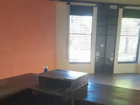 Excelente local, zona inmejorable, alta transitabilidad