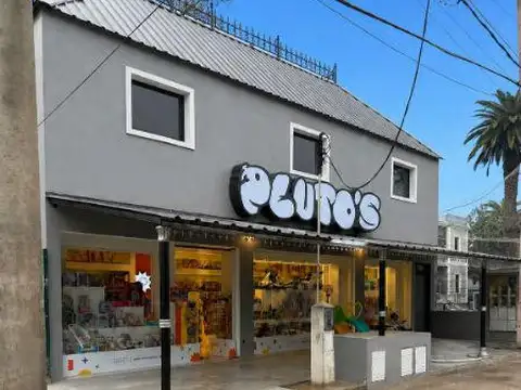 SE ALQUILA AMPLIA OFICINA DE CATEGORIA A ESTRENAR FRENTE AL SHOPPING RIVERA INDARTE