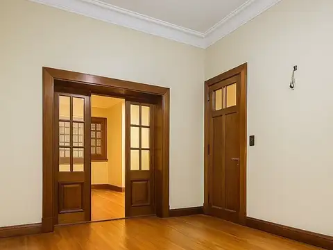 Casa en Alquiler 75 años