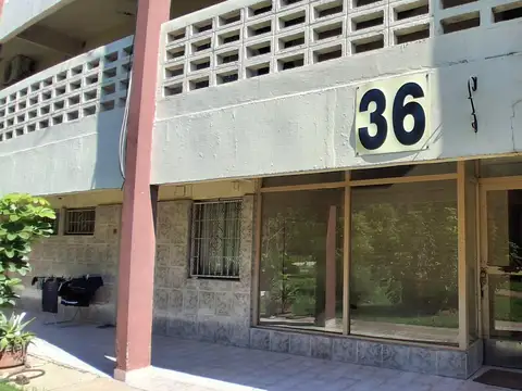"OPORTUNIDAD" DEPARTAMENTO 3 AMB. EN EDIFICIO 36  (V. CELINA). - ESCUCHO OFERTA