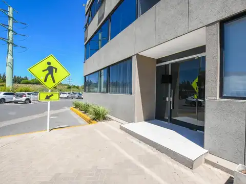 Oficina en Venta al Este