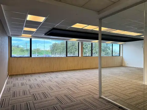 Fisherton Plaza Oficina Sector Two 100