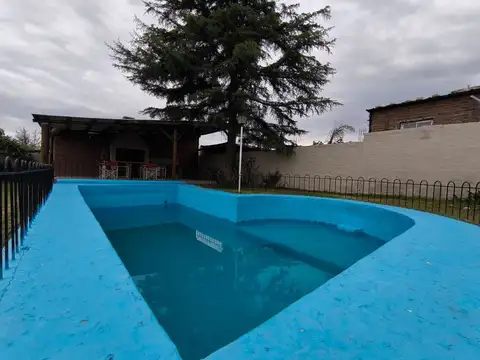 VENTA CASA 3 DORMITORIOS MAS DPTO RP 82