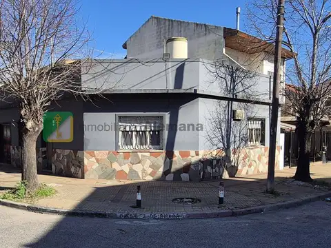 Venta-Casa-3 ambientes-Para dos familias-V. Ballester