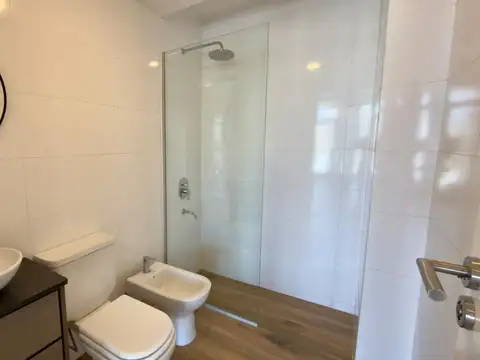 Departamento en Alquiler con 1 cochera