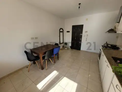 Departamento en Venta en Los Hornos, USD 59.000