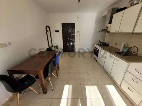 Departamento en Venta en Los Hornos, USD 59.000