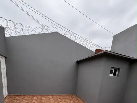 Depto Tipo Casa en Venta con 1 cocheras