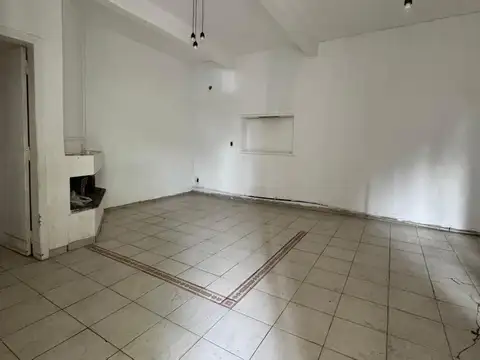 Depto Tipo Casa en Venta en Castelar, USD 69.000
