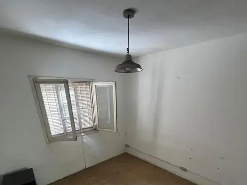 Depto Tipo Casa en Venta en Plaza Mitre, USD 73.000