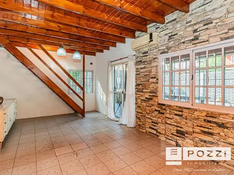 Casa en Venta con 1 cochera