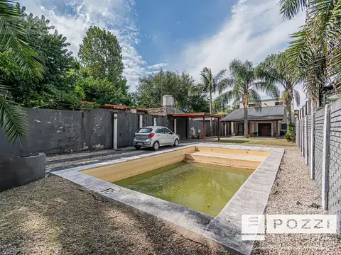 Casa 7 ambientes con 1 baño