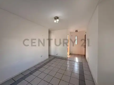 34 entre 14 y 15 -  Alquiler de Departamento 1 Dormitorio - 1ro x escalera